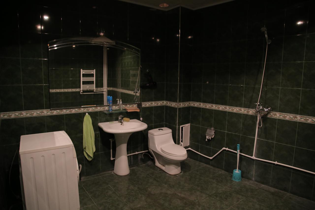Noy Hostel เยเรวาน ภายนอก รูปภาพ