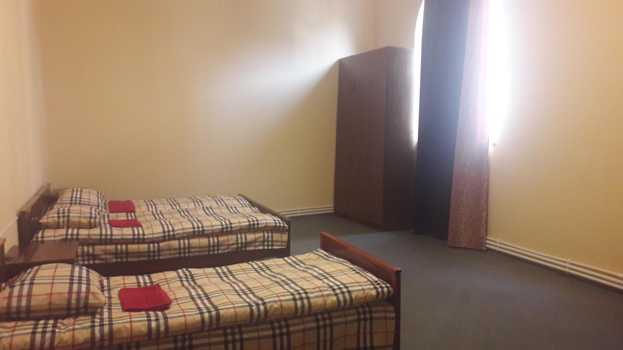 Noy Hostel เยเรวาน ภายนอก รูปภาพ