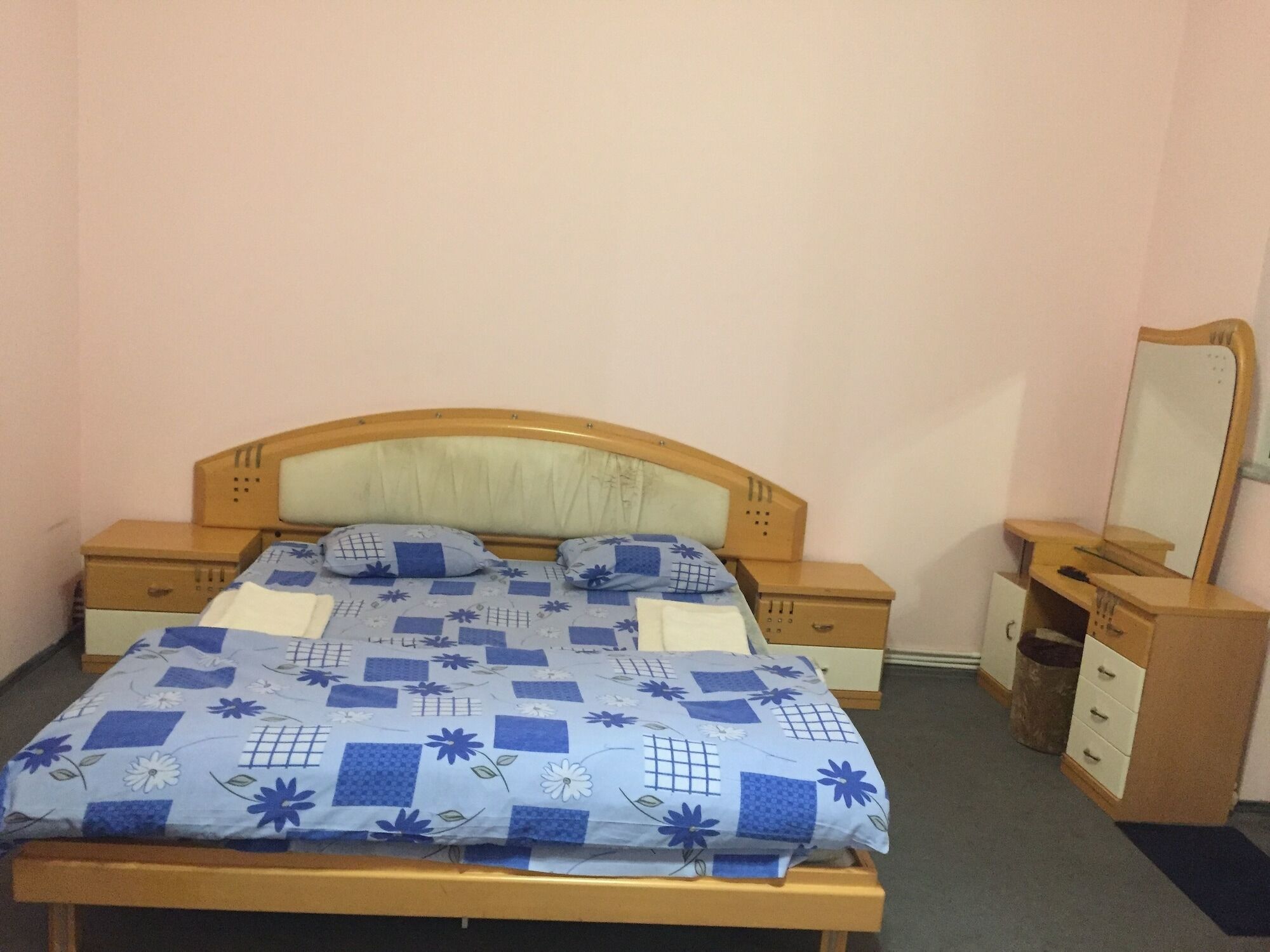 Noy Hostel เยเรวาน ภายนอก รูปภาพ